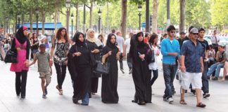 Islamisten nemen steeds meer Franse districten over: pact tussen linkse partijen en islamisten