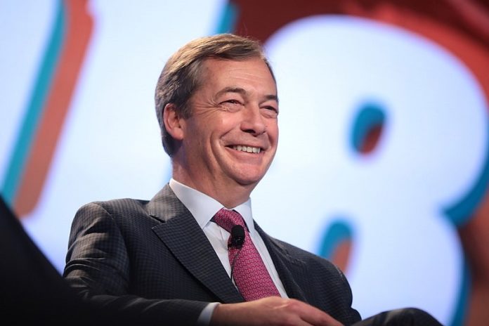 1024px-Nigel_Farage_(31501801517) Wiki