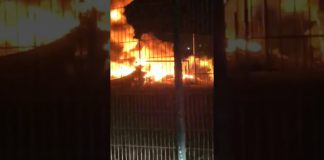 Woede escaleert op Lampedusa: migrantenboten in brand gestoken