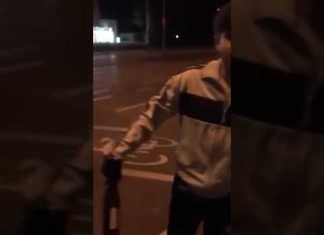 Asielzoeker slaat Duitser met fles in zijn gezicht: “Dit is voor Afghanistan”