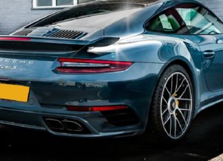 Duitsland: Met de Porsche naar de daklozenopvang