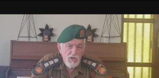 Generaal roept blanken in Zuid-Afrika op om terug te vechten tegen het anti-blanke zwarte regime