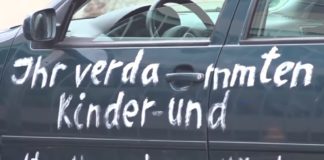 “Jullie verdomde kinderen- en oude mensen-moordenaars”: Duitser ramt auto tegen de poort van Merkel’s kanselerij