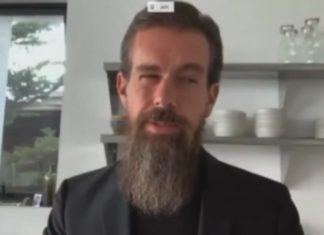 Twitter’s CEO wordt gegrild wegens de censuur van het platform en het vooringenomen labelen