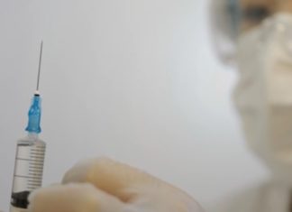 Vaccin-bijwerkingen “betekent dat het lichaam goed reageert”