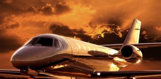 Luxueuze asielreis: negen Irakese “vluchtelingen” vlogen met Swarovski Airline van Istanbul naar Parijs