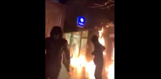 Migranten in België vallen politiebureau aan met molotovcocktails