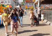 Het normale leven van de Wit-Russen met het Coronavirus