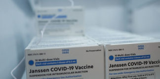 Media juichen nieuw J&J-vaccin toe – negeren criminele verleden van farmaceutische gigant