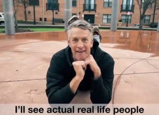 Vaccinatiepropaganda video’s om u aan te sporen om domweg van vaccins te houden