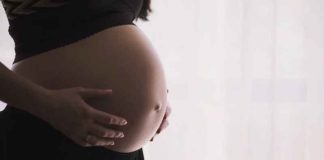 Miskramen schieten in zes weken met 366% omhoog als gevolg van COVID vaccins