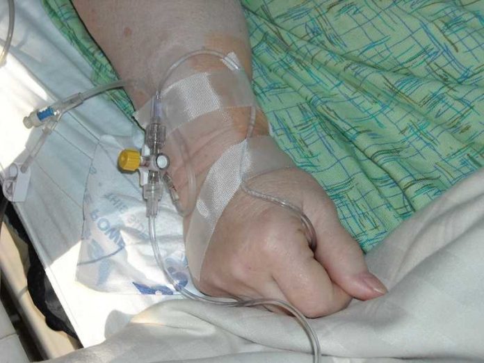intravenous-141551_960_720 vaccin Corona Pixa