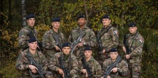 Frankrijk stevent af op burgeroorlog, zegt grondwetgeleerde