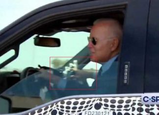Biden betrapt op fake autorijden – iemand anders bestuurt het voertuig – het was allemaal nep!
