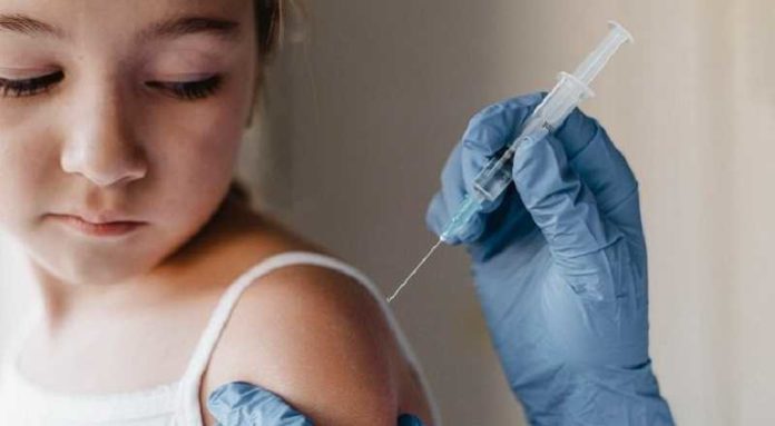 vaccin kind Freepik