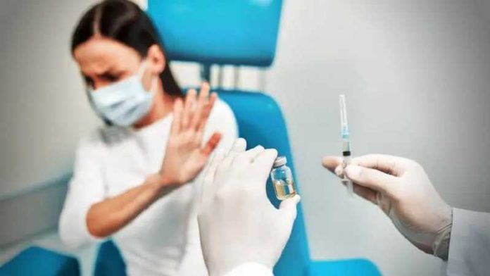 Vaccinweigering Freepik vaccin