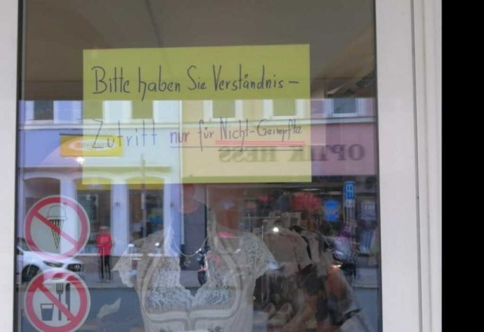 klederdrachtwinkel Wolperdingar
