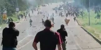 Rassenoorlog begint in Zuid-Afrika met zwarten tegen Indiërs en blanken