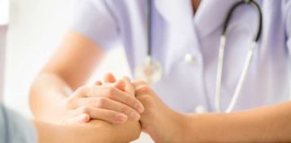Onvruchtbaarheid, kanker en HIV-achtige symptomen bij jonge vrouwen na mRNA-vaccinaties