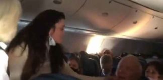 Covididioot: Ongemaskerde kenau valt passagier aan in vliegtuig; slaat, krabt en spuugt op man omdat hij mondkapje afneemt om te eten