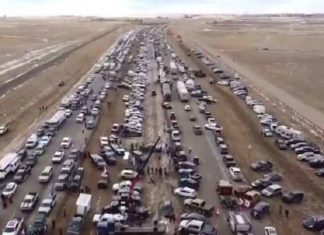 Nieuwe ontwikkelingen rond Canadees truckersprotest: Mogelijke zeeblokkades (!), militairen wimpelen verzoek tot steun af, rechtbank stopt inbeslagname benzine, Trudeau in het defensief