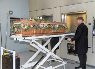 Israëlische begrafenisondernemingen zijn overbelast en het dodental vertienvoudigt