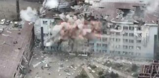 Het leeuwendeel van het overgebleven Azov-regiment wil zich overgeven (Video’s)