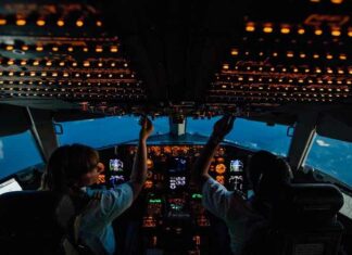 FAA verdoezelde plotselinge stijging van sterfgevallen onder Covid-gevaccineerde piloten