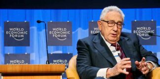 Henry Kissinger op het WEF: Oekraïne moet grondgebied aan Rusland afstaan (en meer onderling gelazer)