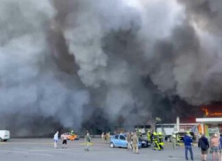 Oekraïne: Brand in winkelcentrum Kremenchug – Kiev beschuldigt Rusland van beschieting