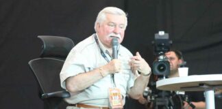 Polen’s ex-president Walesa eist opsplitsing van Rusland en bevolkingsafname tot 50 miljoen