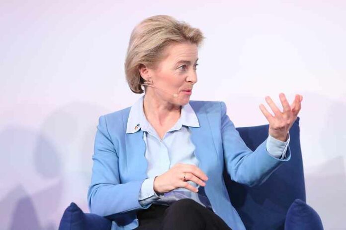 Ursula von der Leyen lekkere grote ballen