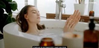 De Russische Ambassade heeft zojuist een nieuwe video uitgebracht waarin het Westen bespot wordt