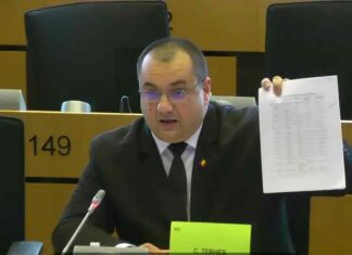 MOET U ZIEN: “Denkt u dat dit eerlijk is?” – Moderna CEO en AstraZeneca functionaris onthullen schokkende geheimen van COVID-vaccins nadat Roemeens parlementslid Cristian Terheș hen ondervraagd heeft