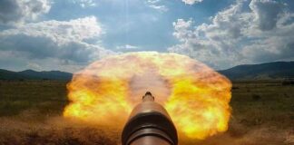Voor het eerst in maanden: Russische opmars over de frontlinie – Ze zijn ook het strategisch belangrijke Novoselovskoye binnengetrokken – Vuhledar valt (Video’s)