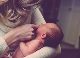 Amerikaanse gynaecoloog: Vernietigd immuunsysteem – baby’s van gevaccineerde moeders vertonen dezelfde schade als de gevaccineerden