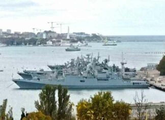 Gepubliceerde beelden van het complete en onbeschadigde fregat “Admiral Makarov”, dat door de Oekraïense strijdkrachten zou zijn vernietigd tijdens de aanval van drones