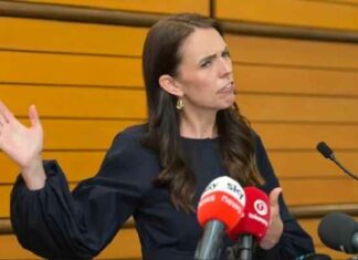 Jacinda Ardern stapt op als premier terwijl burgers haar arrestatie eisen voor “misdaden tegen de mensheid”