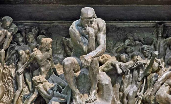 The-Thinker-in-The-Gates-of-Hell-at-the-Musee-Rodin_11zon