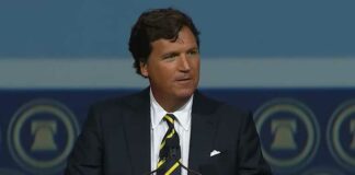 Laatste toespraak Tucker Carlson laat kijkers sprakeloos achter