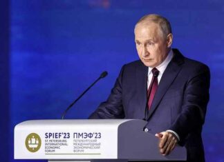 Poetin: Rusland heeft meer kernwapens dan alle NAVO-landen samen