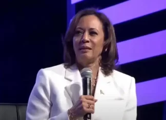 De persdienst van het Witte Huis zegt dat de Amerikaanse vice-president Harris zich heeft versproken door te zeggen dat de bevolking moet worden verminderd