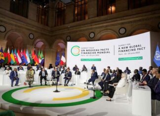 Globalisten stellen “financiële schok” en klimaatbeheersing voor om hun Grote Reset te lanceren