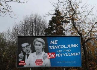 Europese liberalen zijn woest over de nieuwste billboardcampagne van de Hongaarse regering