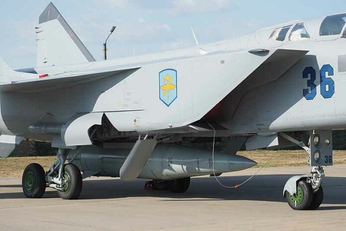 Kh-47M2_Kinzhal