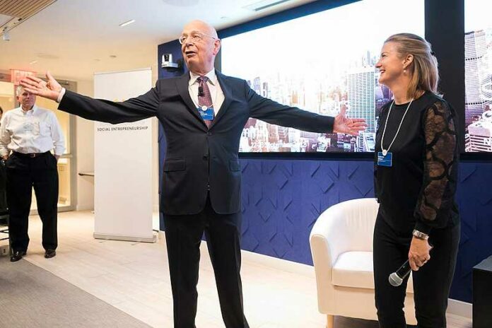 Klaus Schwab