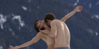 Kijk: Davos elites getrakteerd op balletdansers, cellist in de sneeuw om ‘hun verontruste geesten te verzachten’