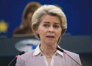 EU aanklagers beginnen corruptieonderzoek Von der Leyen – Politico