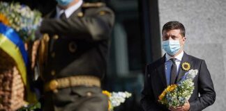 Oekraïense president Zelensky vertelt westerse landen ‘bouw geen wegen’, ‘geef al uw geld uit’ aan Oekraïne