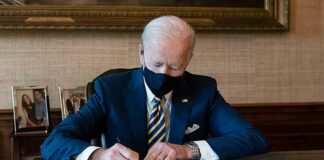Kolonel Macgregor: Biden’s cognitieve achteruitgang maakt duidelijk dat de Amerikaanse regering in “ongekozen handen” is